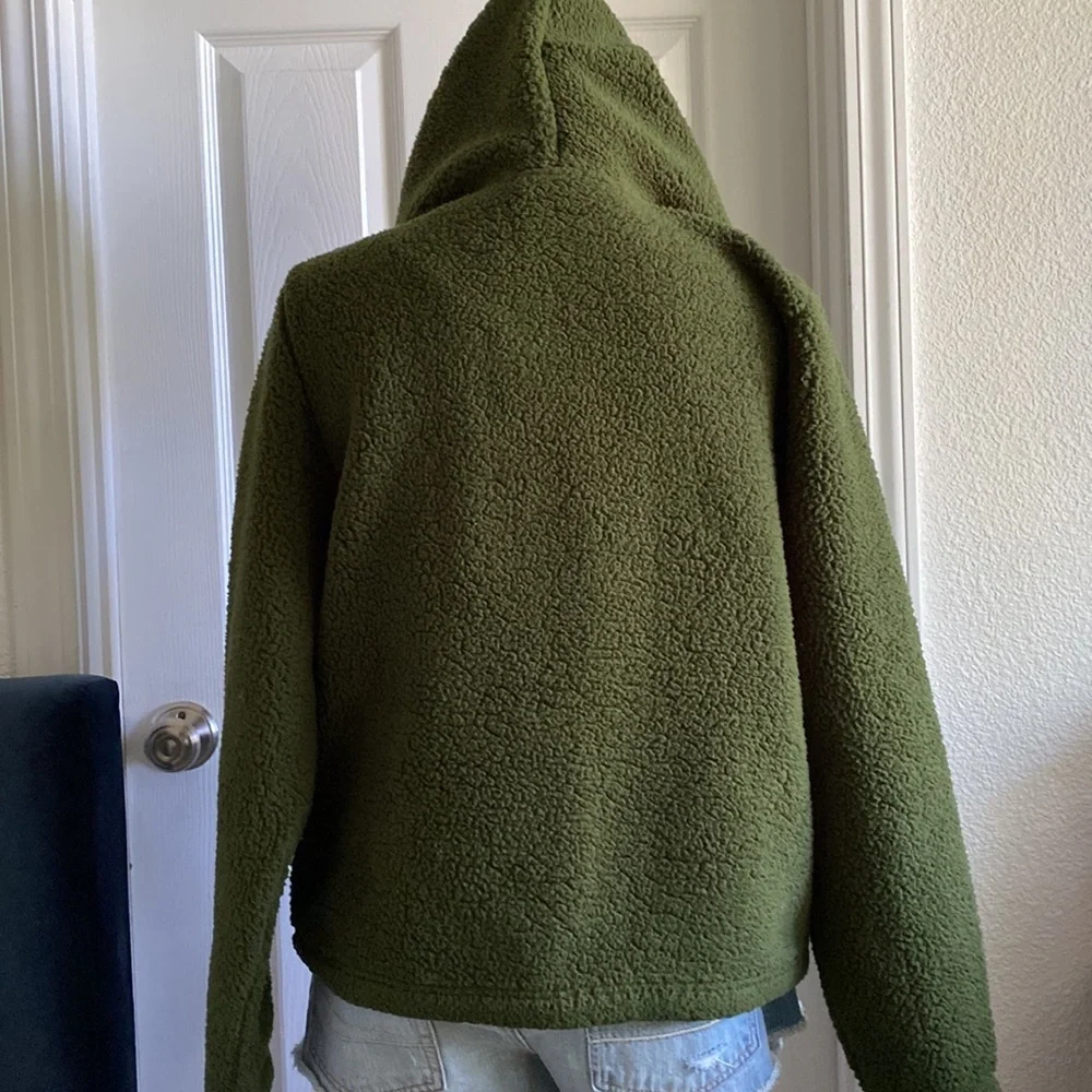 EUC FILA Sherpa Hoodie Jacket-Medium